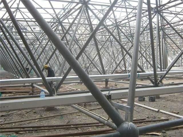 建德盘点螺栓球网架对选材方面的4点要求